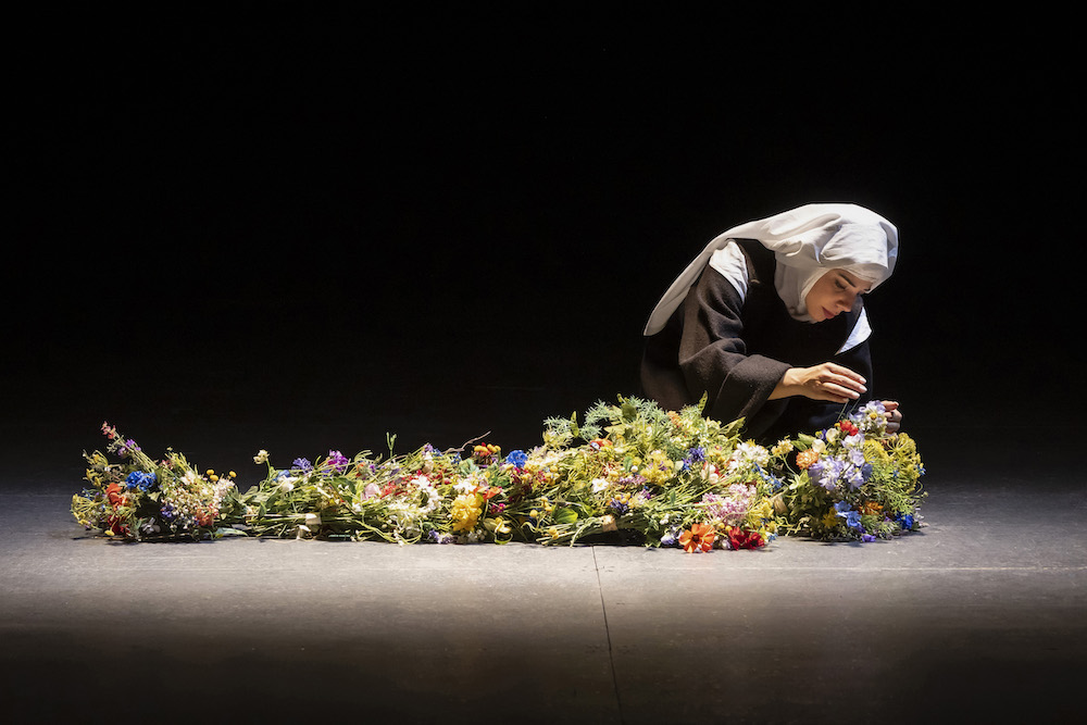 Les Arts estrena 'Dialogues des Carmelites' de Poulenc, con escena de Robert Carsen