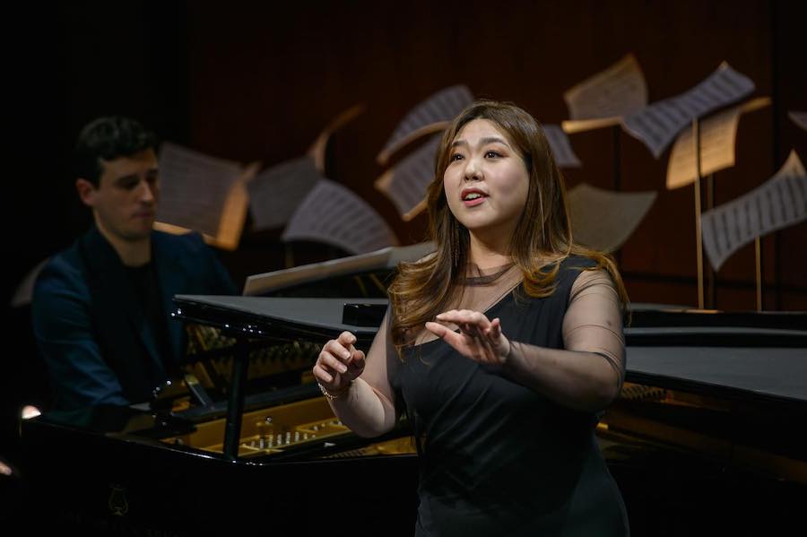 La soprano surcoreana Gloria Jieun Choi se alza con el primer premio en el Concurso Viñas