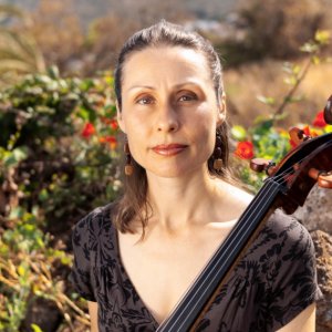 Kathleen Balfe estrena 10 obras para violonchelo de compositoras españolas, en el CNDM