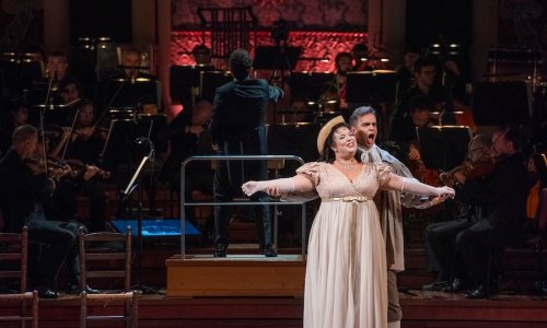 Carmen Solís, Enrique Ferrer y Manuel Mas protagonizan 'Tosca' en el Palau de la Música, con Òpera de Catalunya