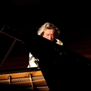 Elisabeth Leonskaja en el Palau de la Música, de la mano de la Franz Schubert Filharmonia