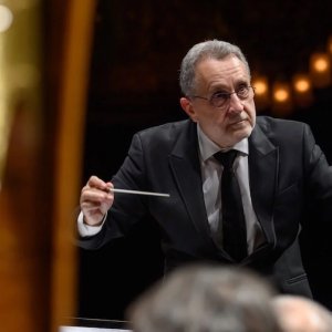 Josep Pons dirige la Sexta sinfonía de Mahler al frente de la Orquesta Sinfónica del Liceu