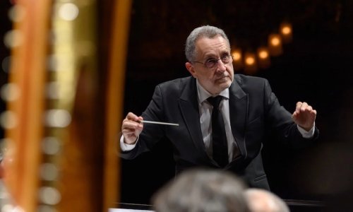 Josep Pons dirige la Sexta sinfonía de Mahler al frente de la Orquesta Sinfónica del Liceu