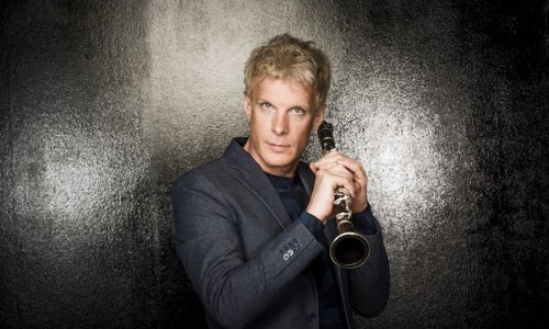 Martin Fröst, en su doble faceta como clarinetista y director, esta semana con la Sinfónica de Tenerife