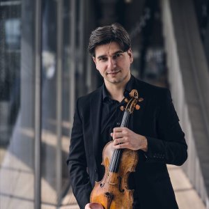 El violinista Vlad Stanculeasa lidera la Franz Schubert Filharmonia con obras de Mendelssohn y Chaikovski