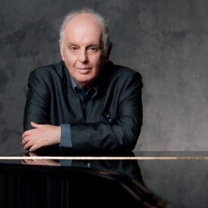 Daniel Barenboim, condecorado con la Gran Cruz de la Orden del Mérito Civil